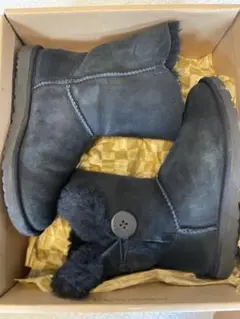 【UGG】W BAILEY BUTTON 5803 ブラック