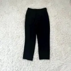 GUジーユー　 タック定番パンツ　M　ブラック黒　シンプル無地