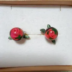 バラの花デザイン ピアス(両耳用)