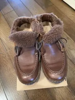ムートンショートブーツ