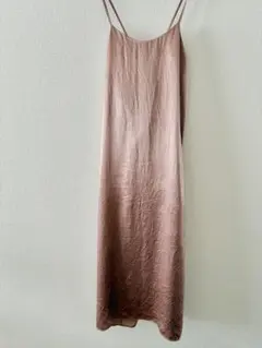 早い者勝ち！！　【美品】スローブイエナ　ワンピース　ピンク　サテン