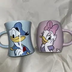ディズニー　DONALD＆DAISY ペアマグカップ