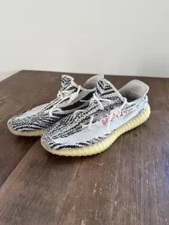 yeezy boost 350 v2 28cm