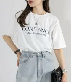 【新品・タグ付】CONFIANCEロゴピグメントTシャツ/ボンジュールサガンのサムネイル