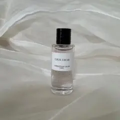 Christian Dior Gris Dior オードゥ パルファンのサムネイル
