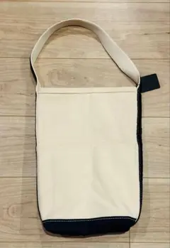 OUTIL ウティ　sac mouchard ボトルバッグ
