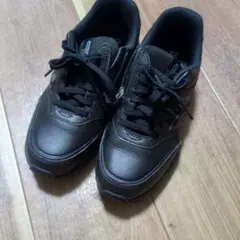 スニーカー New Balance