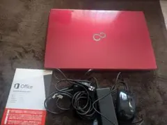 Fujitsu ノートパソコン Core i7 レッドのサムネイル