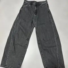 バレルレッグジーンズ　GU ブラック
