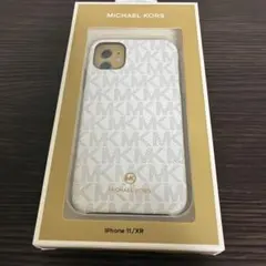 【新品】MICHEAL KORS iPhone11/XRケース　白のサムネイル