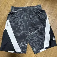 Nike DRI-FIT 半ズボン Sサイズ