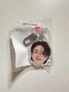 treasureハルト顔アクキー