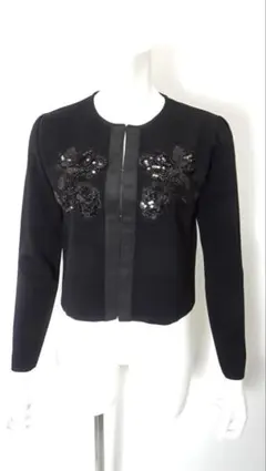 スーパービューティー♡ 2025年秋冬胸元ビジュー＆スパンコールニットボレロ