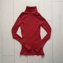 LUCA 赤 タートルネック ニット