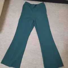 BASQUE ダークグリーン フレアパンツ ウエストゴム入りのサムネイル