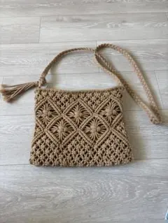 マクラメ編みショルダーバッグ ベージュ