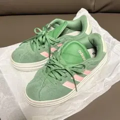 adidas スニーカー グリーン ピンク　23.5