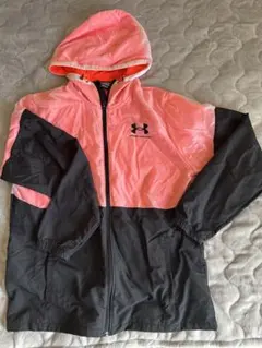 【大幅値下げ中！】UNDER ARMOUR ウィンドブレーカー