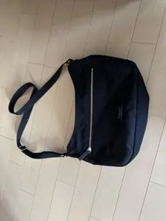 BLUE LABEL CRESTBRIDGE ショルダーバッグ