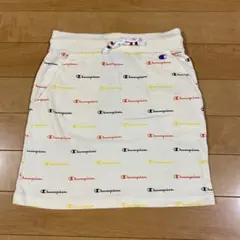 チャンピオン　レディースゴルフスカート　Ｌ　ロゴプリント