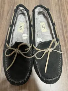 2026年最新】UGG カラー：ブラック系 モカシン・デッキシューズの人気