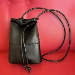 レザー巾着バッグ