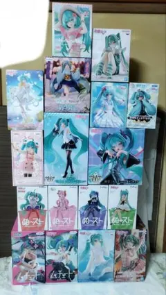 初音ミク フィギュア 13体セット - メルカリ