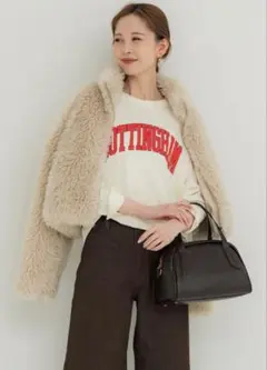 cocaの新品クリーム色 プリント入り長袖Tシャツ未使用