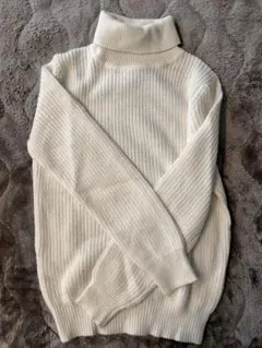 ホワイト ニット