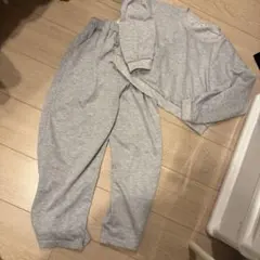 韓国子供服　グレースウェットセットアップ　140cm