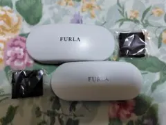 FURLA ホワイトメガネケース 2個セット　メガネクロス付き
