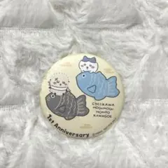ちいかわ　もぐもぐ本舗　ノベルティ缶バッジ