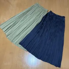 URBAN RESEARCHオリーブグリーンとテチチネイビーのプリーツスカート