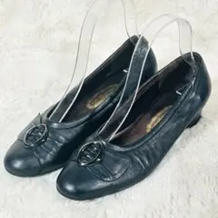 【銀座ヨシノヤ】ブラック レザー ローヒール パンプス バックル リボン