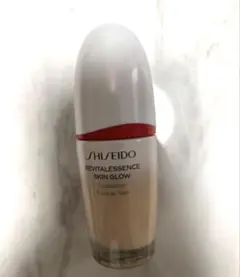 SHISEIDO エッセンス スキングロウ ファンデーション 160