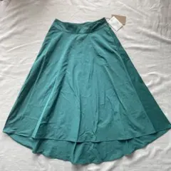 新品タグ付きplage ワッシャー ミディフレアスカート　グリーン　38のサムネイル