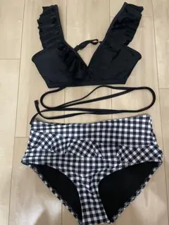 水着　ギンガムチェック　ビキニ　ハイウェスト　モノクロ　黒　ブラック　ホワイト