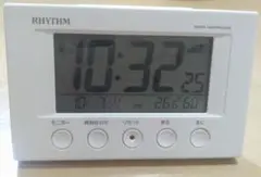 リズム(RHYTHM) 目覚まし時計 電波時計 温度.湿度計付き 白