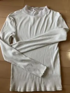 GU レース付きハイネック長袖Tシャツ Mサイズ