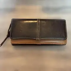 たっぷり収納アインソフレザー長財布USED
