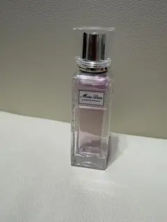 Miss Dior Blooming Bouquet ローラーパールのサムネイル