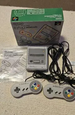 【動作確認済】スーパーファミコンミニ／付属品完備・箱付き（箱に汚れあり）