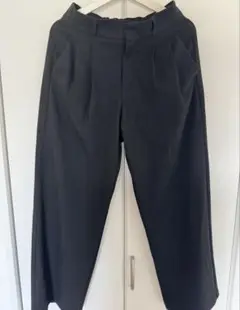 【GU タックワイドパンツ】丈標準　ブラック