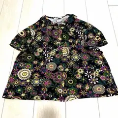 ✨ホコモモラ 総柄トップス　ブラウス プルオーバー Tシャツのサムネイル