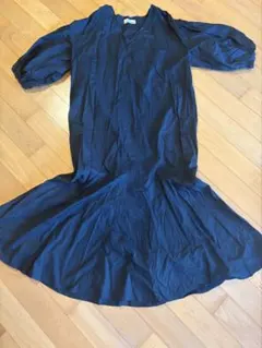GALLARDAGALANTE NAVY Vネックワンピース