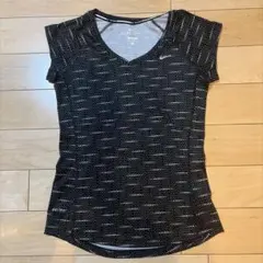 NIKE RUNNING DRI-FIT Tシャツ S スポーツ　超美品　軽量のサムネイル