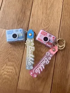 カメラ型アクリルキーホルダー2点セット