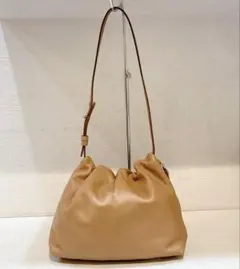 美品】gemeil レザーワンハンドルバッグ (CE-1014) キャメル - メルカリ