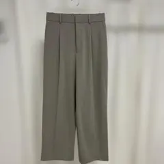 UNIQLO ストライプタックワイドパンツS