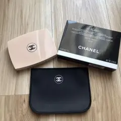 CHANEL LE BLANC コンパクトケースのサムネイル